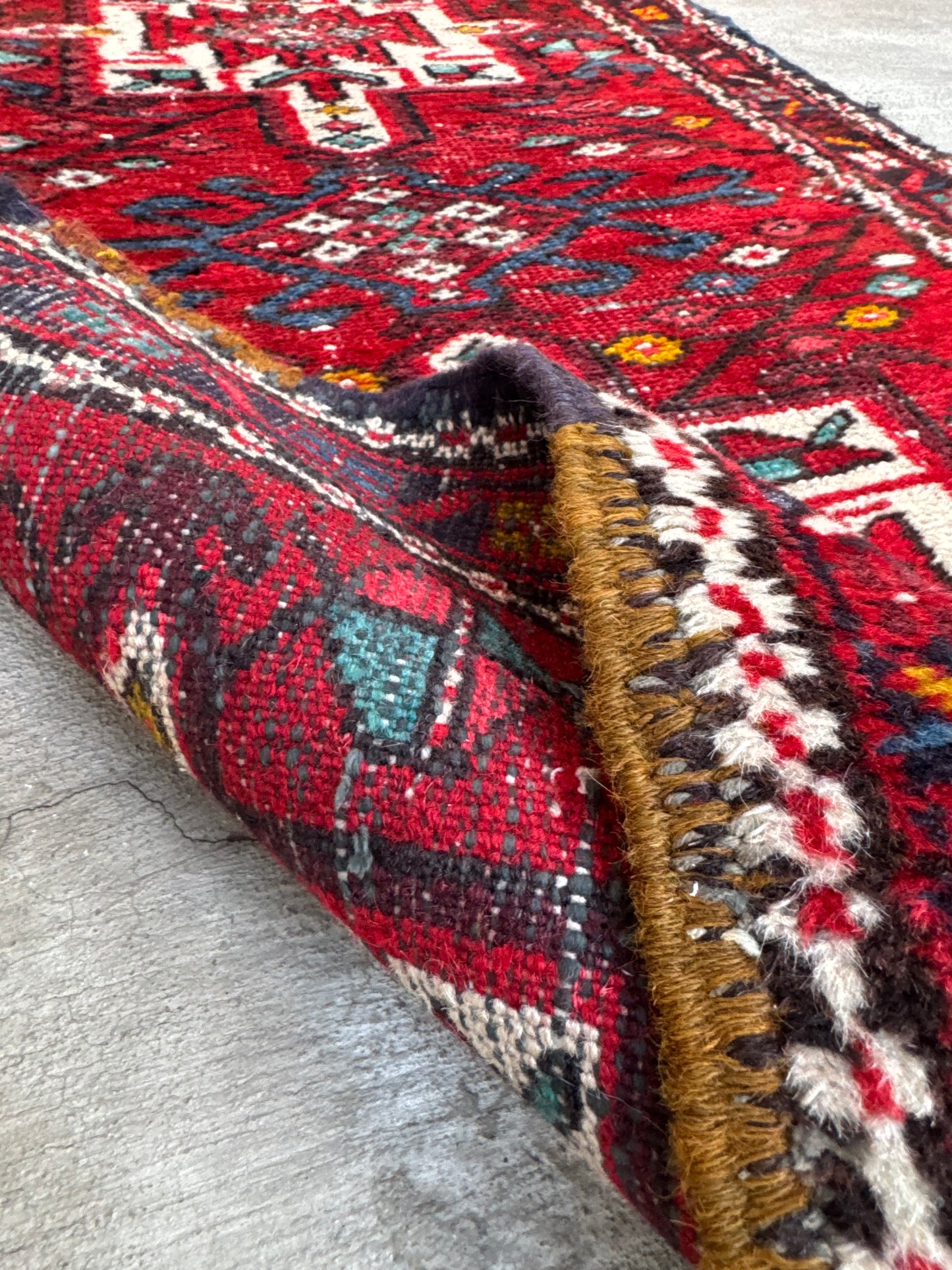 Handmade Persian Karaja Runner
270 x 98 cm | 8.37 x 2.17 ft