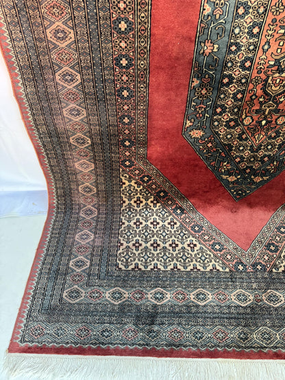 Handmade Lahore Rug 287 x 191 cm | 9.42 x 6.27 ft