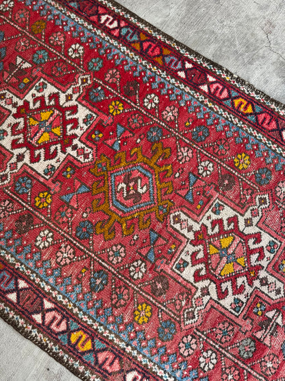 Handmade Persian Karaja Runner
270 x 98 cm | 8.9 x 3.2 ft