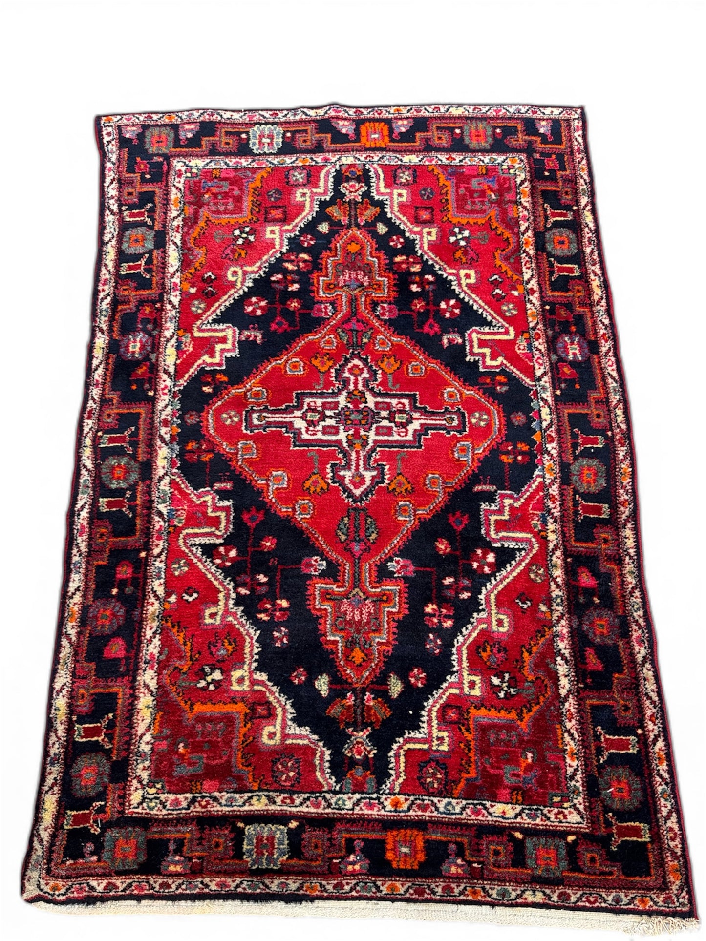 Handmade Persian Tuyserkan Rug 202 x 128 cm | 6.6 x 4.2 ft