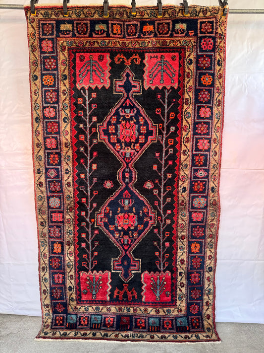 Handmade Persian Hamadan Rug 225 x 130 cm | 7.38 x 4.27 ft