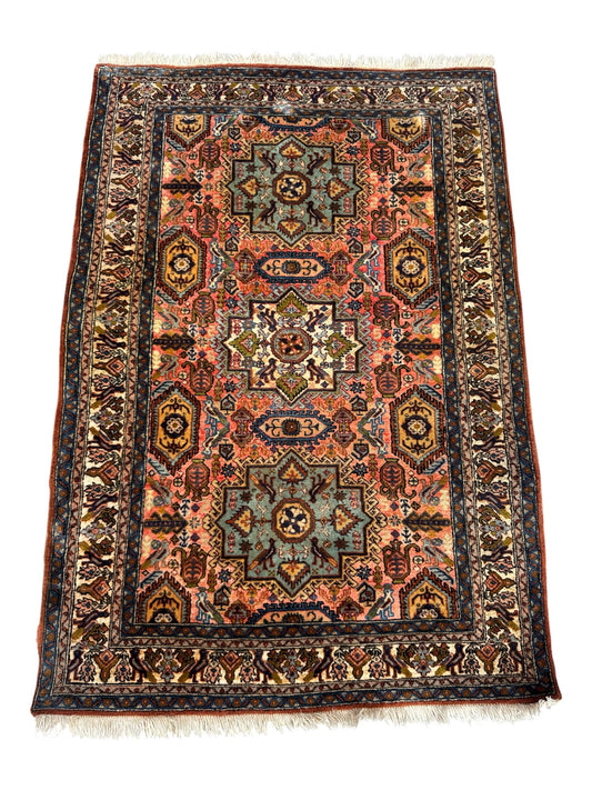 Handmade Persian Tabriz Rug 147 x 100 cm | 4.82 x 3.28 ft