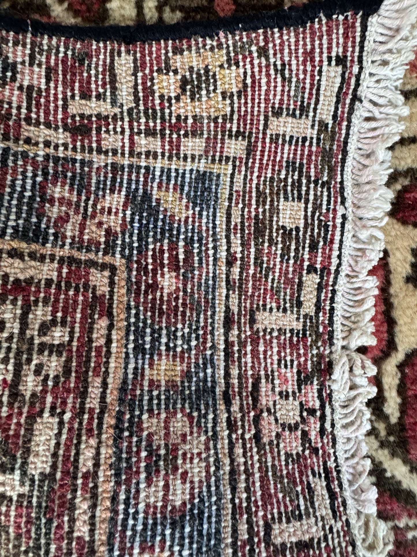Handmade Persian Roudbar Rug
145 x 99 cm | 4.76 x 3.25 ft