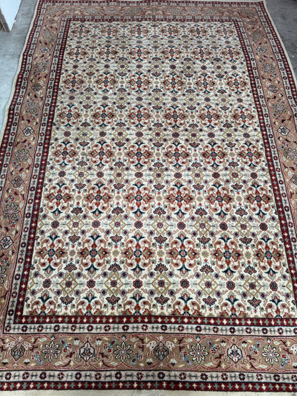 Handmade Indo Bidjar Rug 
285 x 193 cm | 9.4 x 6.3 ft