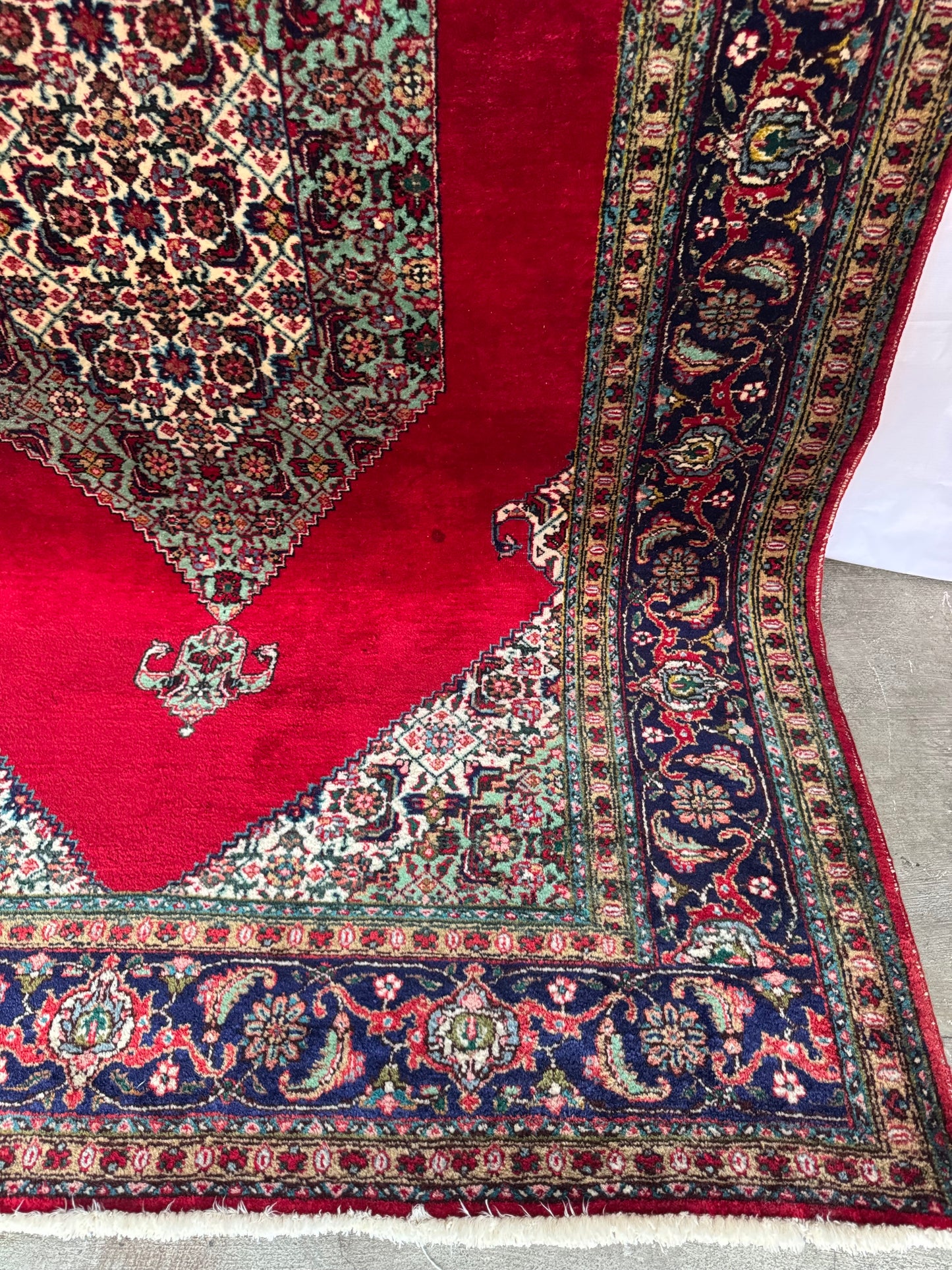 Handmade Persian Kirman Rug
305 x 200 cm | 10.0 x 6.6 ft