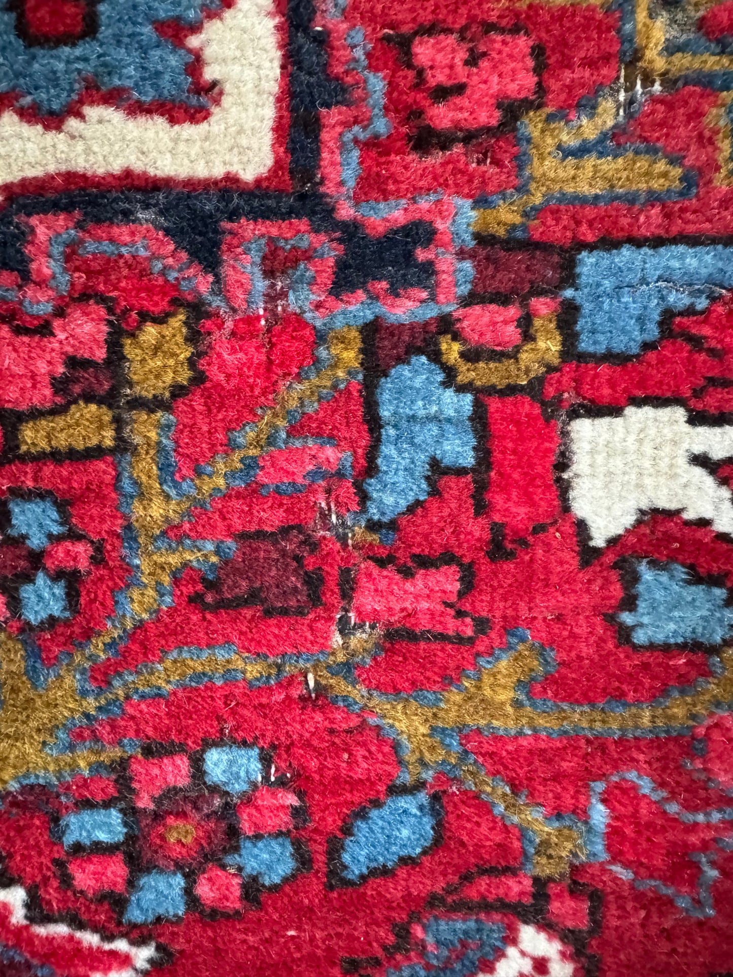 Handmade Persian Heriz Rug 350 x 240 cm | 11.5 x 7.9 ft