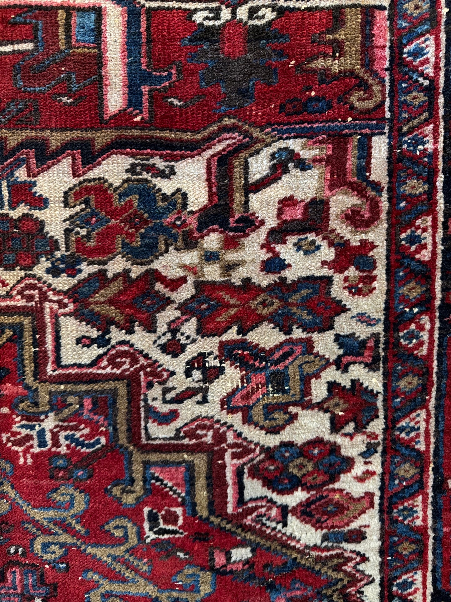 Handmade Persian Heriz 350 x 262 cm | 11.5 x 8.6 ft