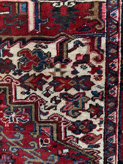Handmade Persian Heriz 350 x 262 cm | 11.5 x 8.6 ft