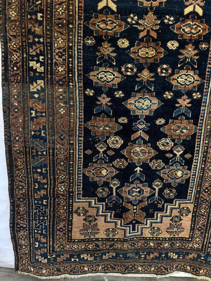 Handmade Persian Kurdish Rug 210 x 128 cm | 6.9 x 4.2 ft