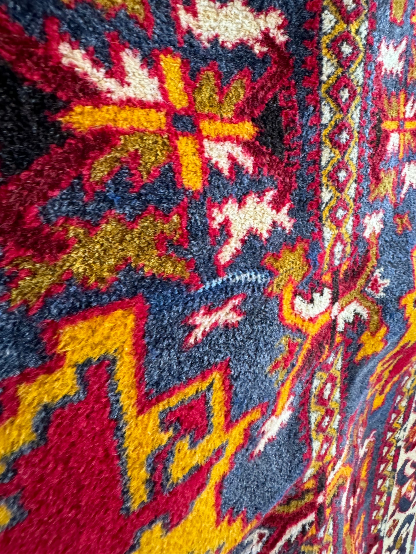 Handmade Bashir Rug 196 x 100 cm | 6.43 x 3.28 ft