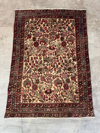 Handmade Persian Roudbar Rug
145 x 99 cm | 4.76 x 3.25 ft