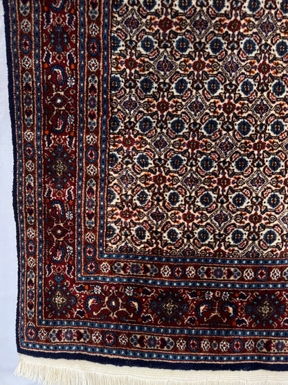 Handmade Persian Muod 155 x 105 cm | 5.1 x 3.4 ft