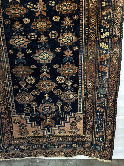 Handmade Persian Kurdish Rug 210 x 128 cm | 6.9 x 4.2 ft
