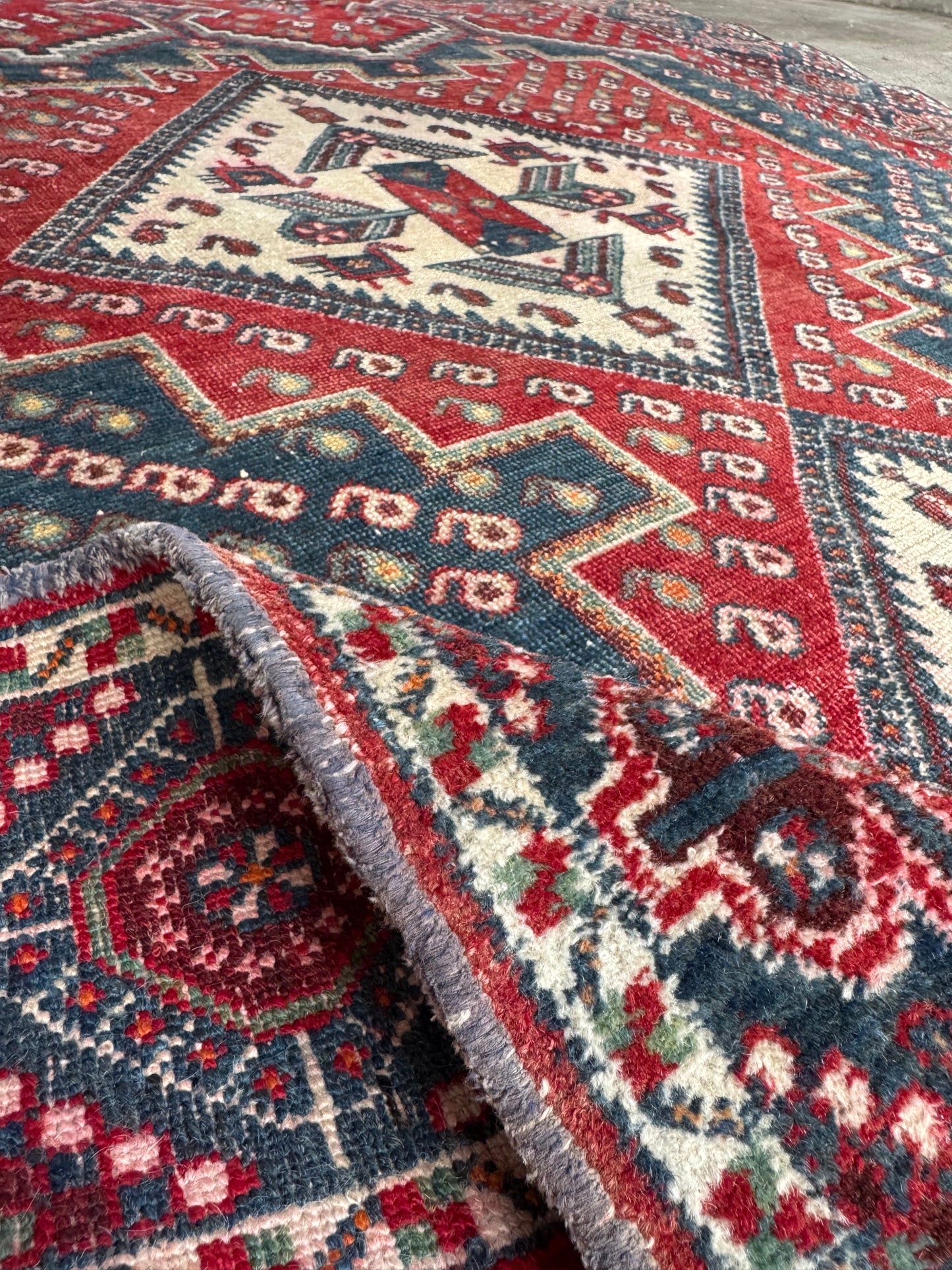 Handmade Persian Shahrbabak Rug 212 x 157 cm | 7.0 x 5.2 ft