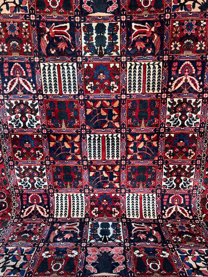 Handmade Persian Bakhtiar 300 x 230 cm | 9.84 x 7.55 ft