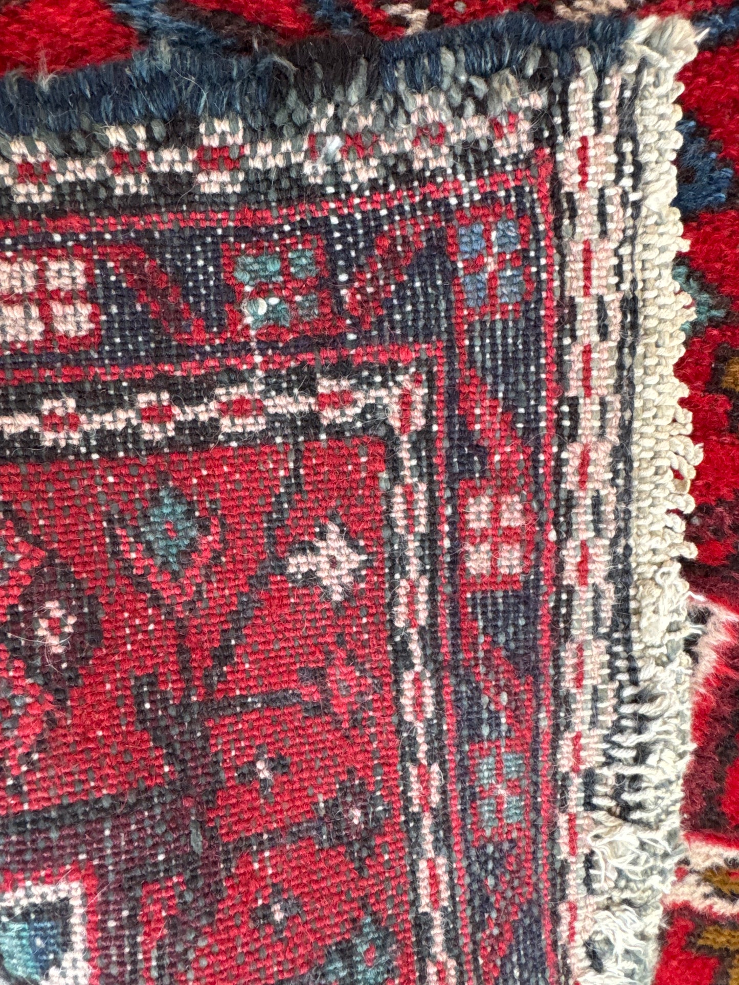 Handmade Persian Karaja Runner
270 x 98 cm | 8.37 x 2.17 ft