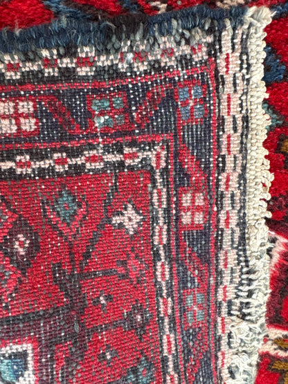 Handmade Persian Karaja Runner
270 x 98 cm | 8.37 x 2.17 ft