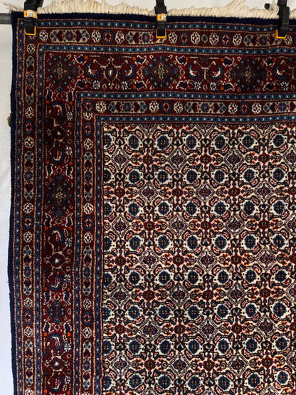 Handmade Persian Muod 155 x 105 cm | 5.1 x 3.4 ft