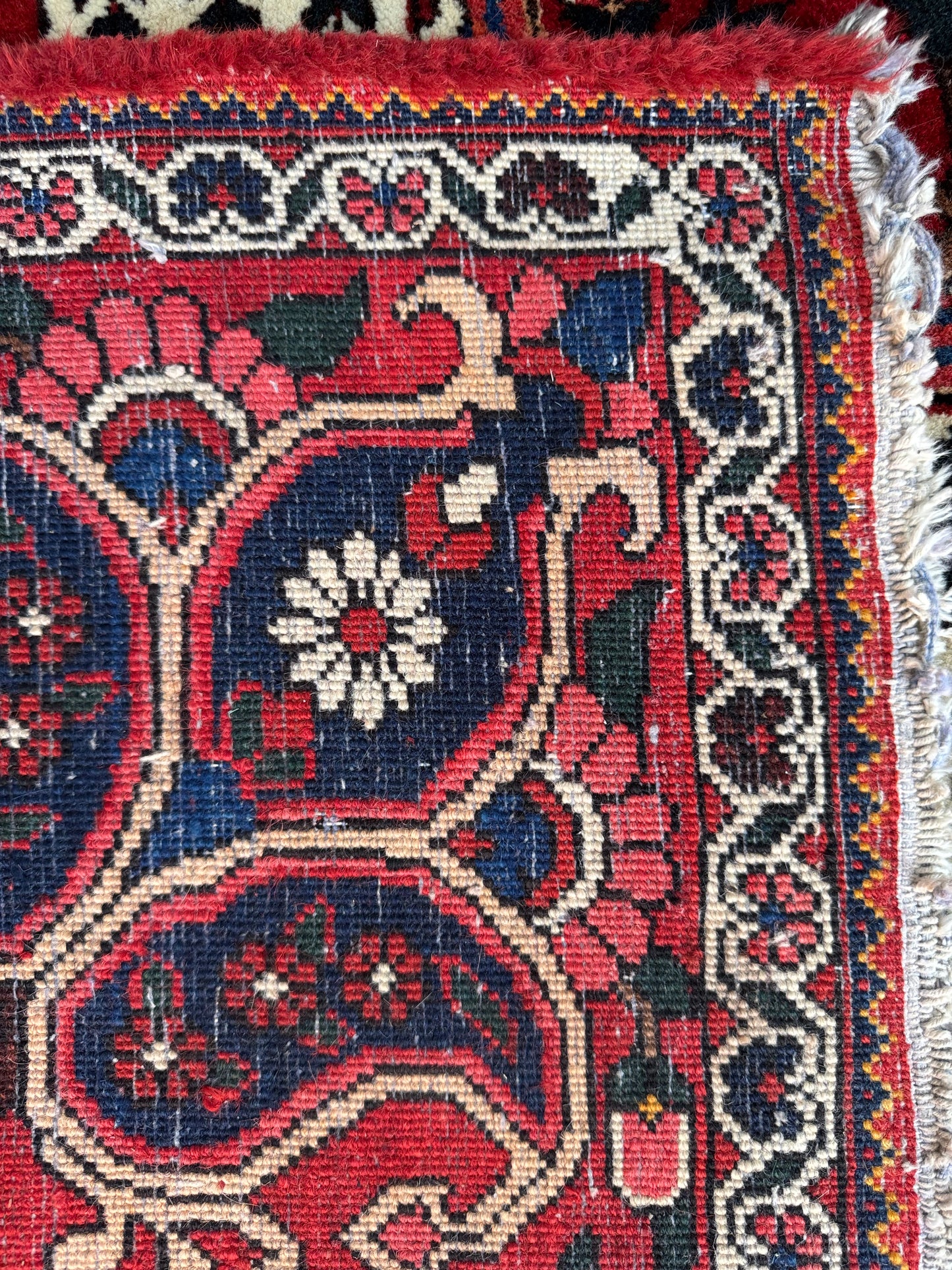 Handmade Persian Bakhtiar 300 x 230 cm | 9.84 x 7.55 ft