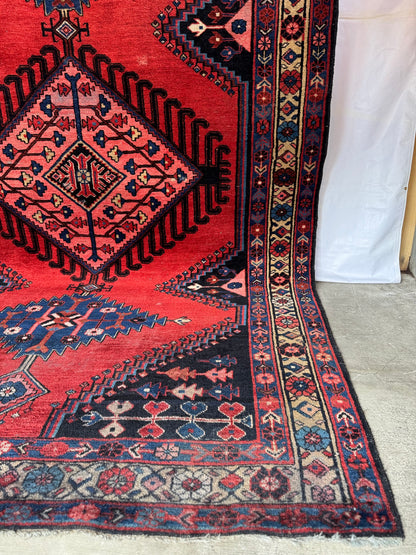 Handmade Persian Wiss Rug
340 x 210 cm | 11.2 x 6.9 ft