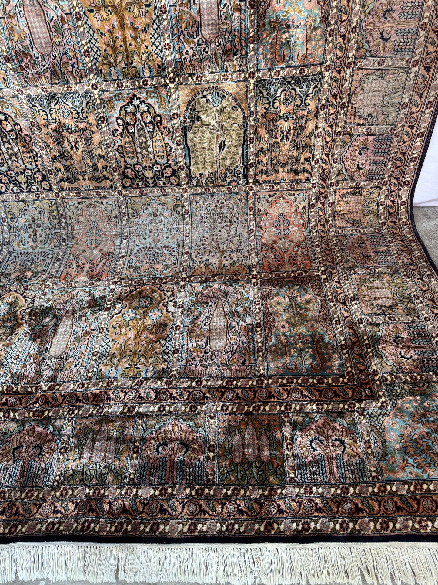 📌 RESERVED Handmade Indo Kashmir Silk Rug 320 x 240cm | 10.5 x 7.87 ft