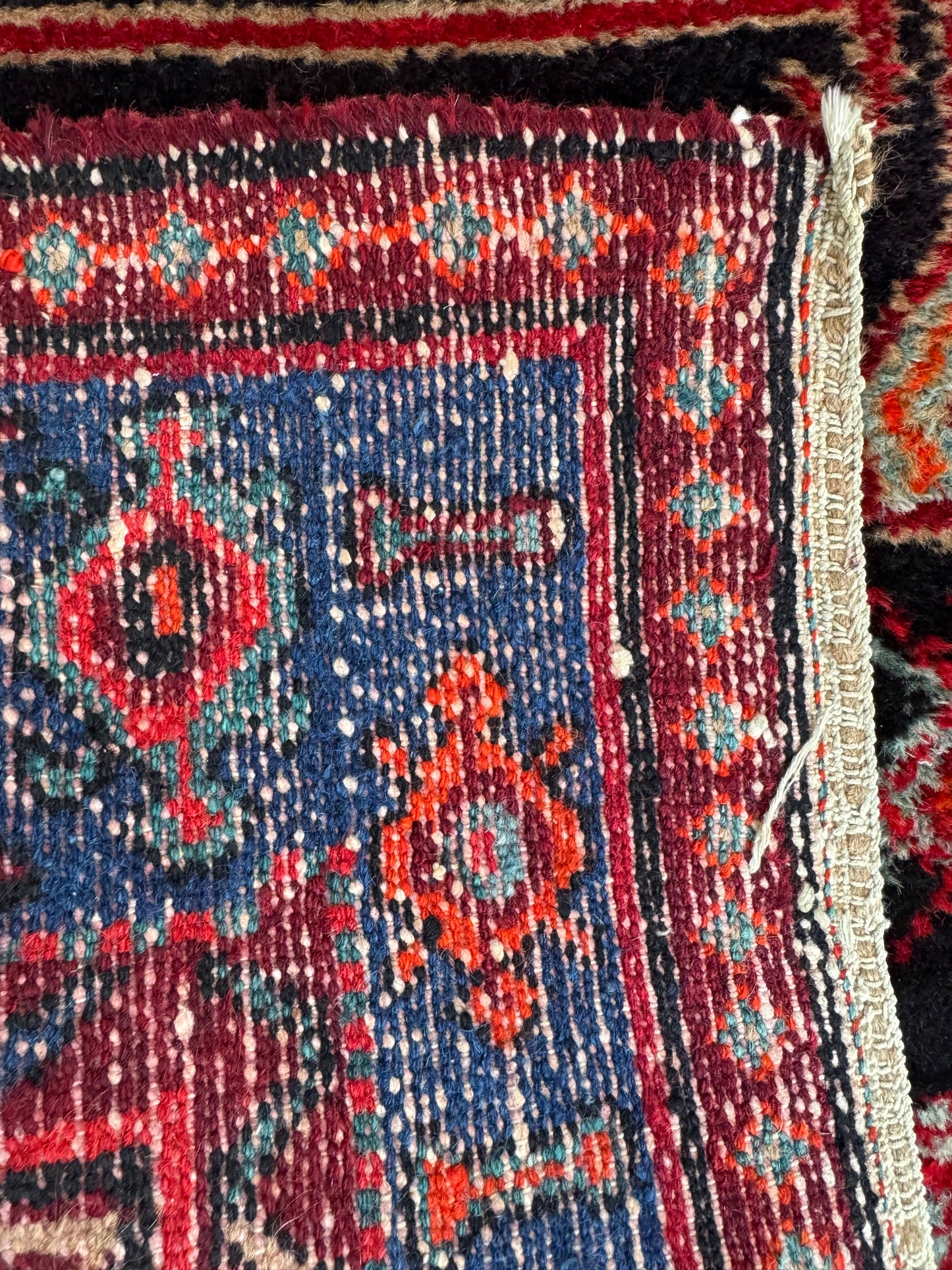 Handmade Persian Hamadan Rug
210 x 120 cm | 6.9 x 3.9 ft