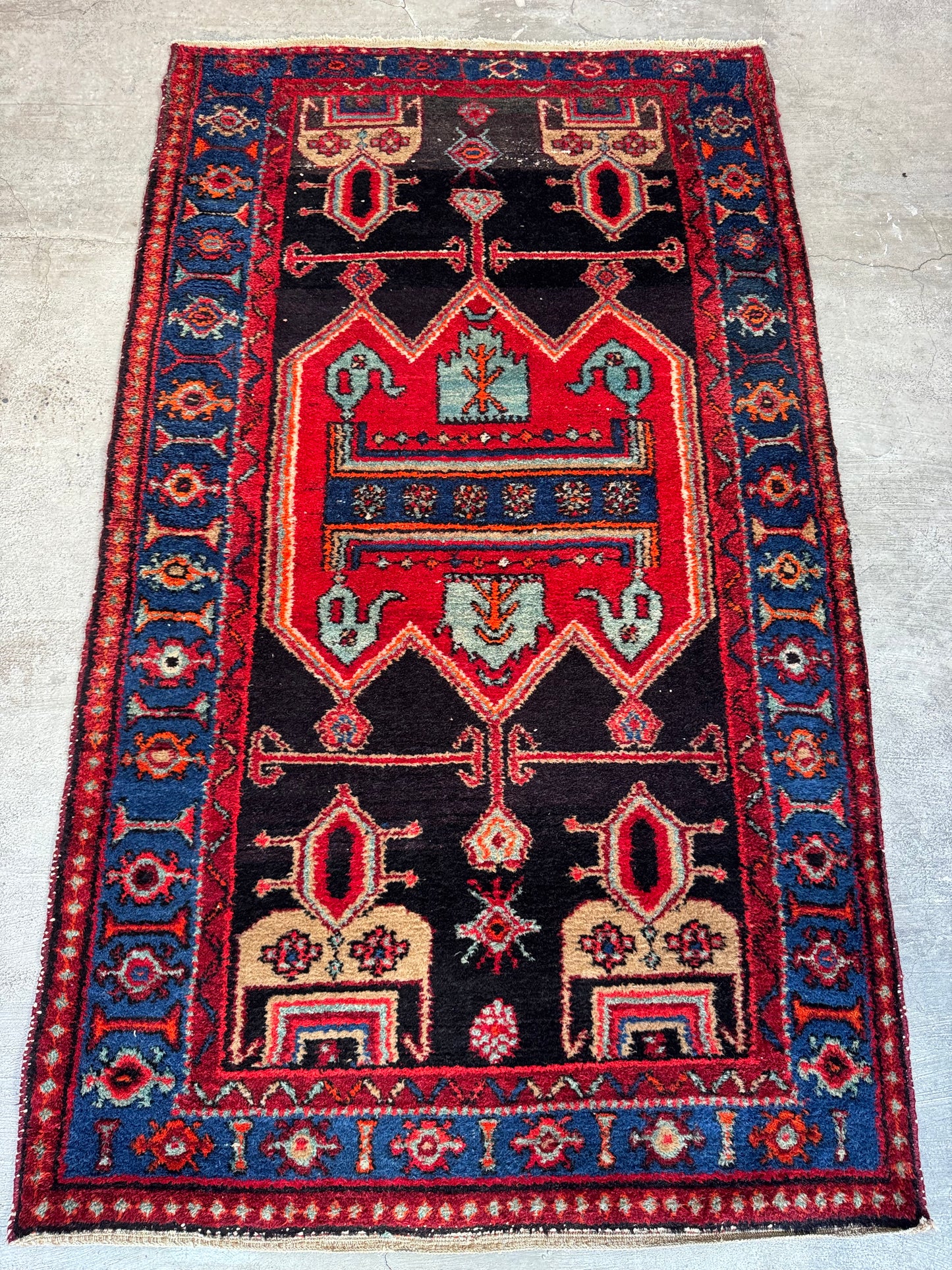 Handmade Persian Hamadan Rug
210 x 120 cm | 6.9 x 3.9 ft