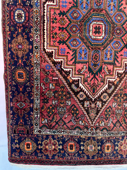 Handmade Persian Golthog 175 x 107 cm | 5.74 x 3.51 ft