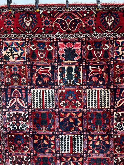 Handmade Persian Bakhtiar 300 x 230 cm | 9.84 x 7.55 ft