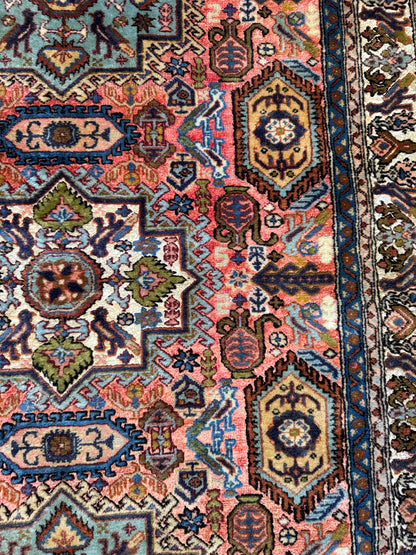 Handmade Persian Tabriz Rug 147 x 100 cm | 4.82 x 3.28 ft