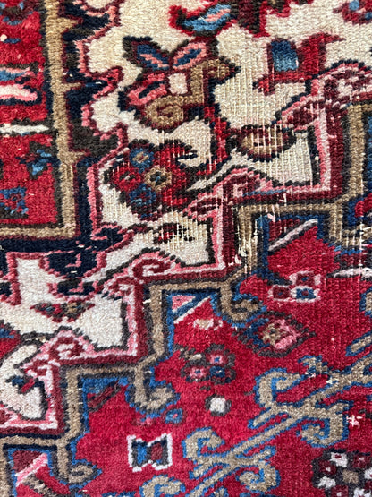 Handmade Persian Heriz 350 x 262 cm | 11.5 x 8.6 ft