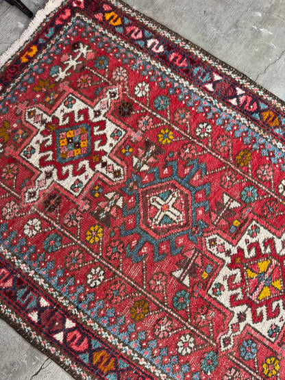 Handmade Persian Karaja Runner
270 x 98 cm | 8.9 x 3.2 ft