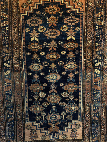 Handmade Persian Kurdish Rug 210 x 128 cm | 6.9 x 4.2 ft