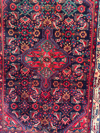 📌 RESERVED Handmade Persian Jozan Rug
145 x 100 cm | 4.76 x 3.28 ft