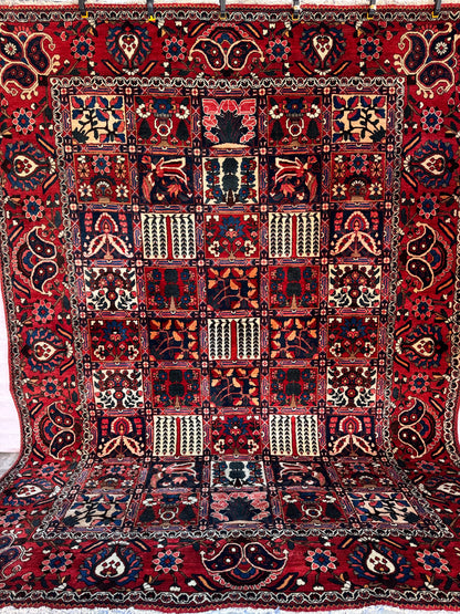 Handmade Persian Bakhtiar 300 x 230 cm | 9.84 x 7.55 ft