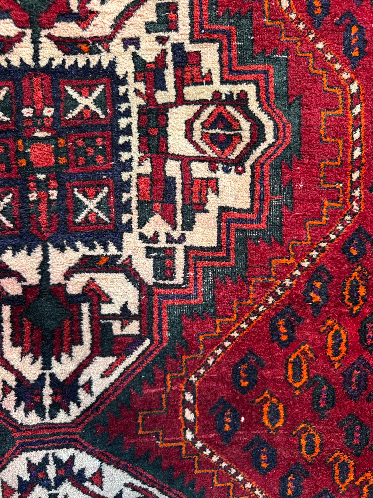 Handmade Persian Afshar Rug 173 x 128 cm | 5.7 x 4.2 ft
