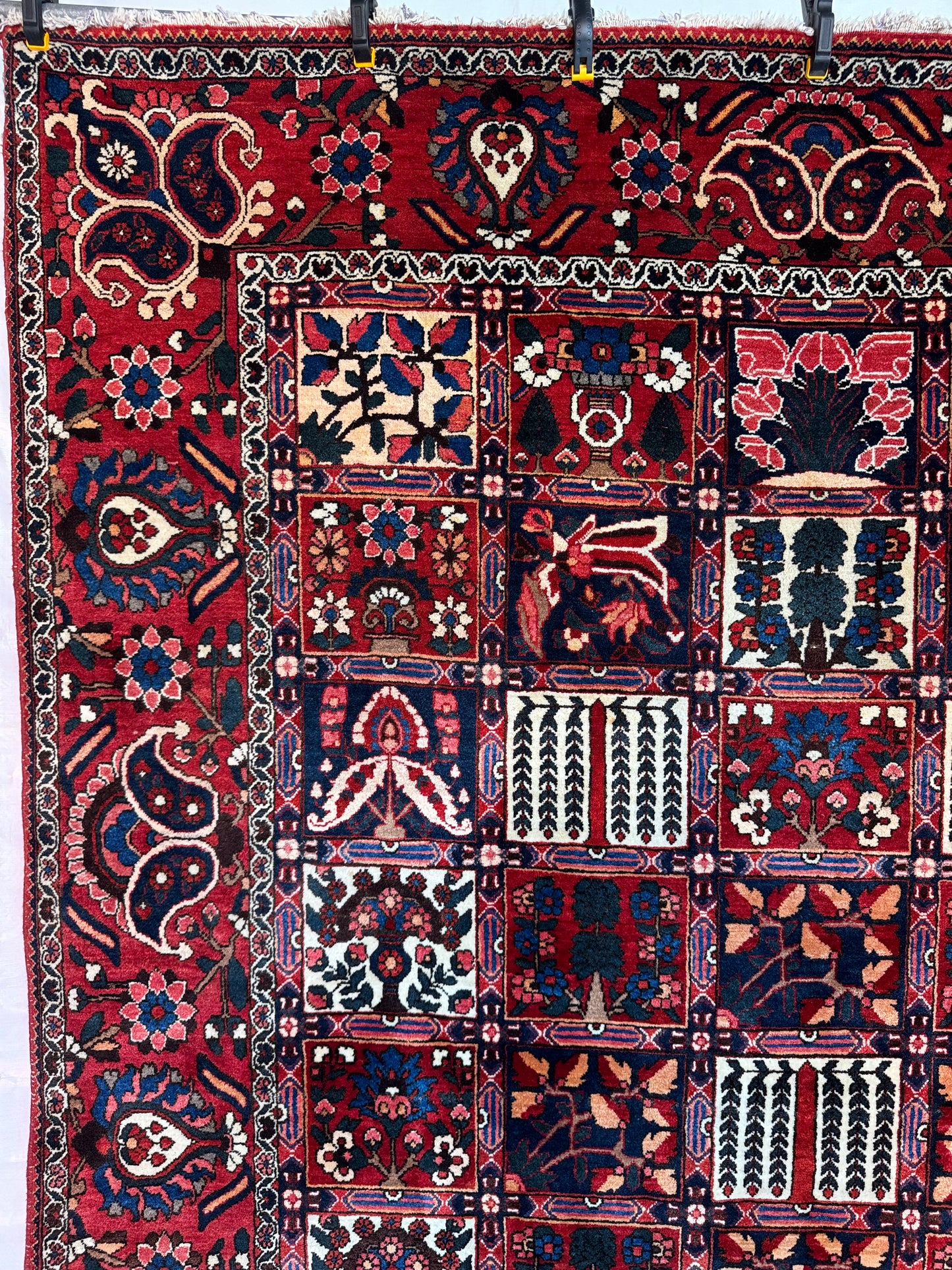 Handmade Persian Bakhtiar 300 x 230 cm | 9.84 x 7.55 ft