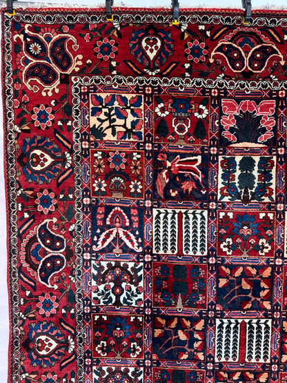 Handmade Persian Bakhtiar 300 x 230 cm | 9.84 x 7.55 ft