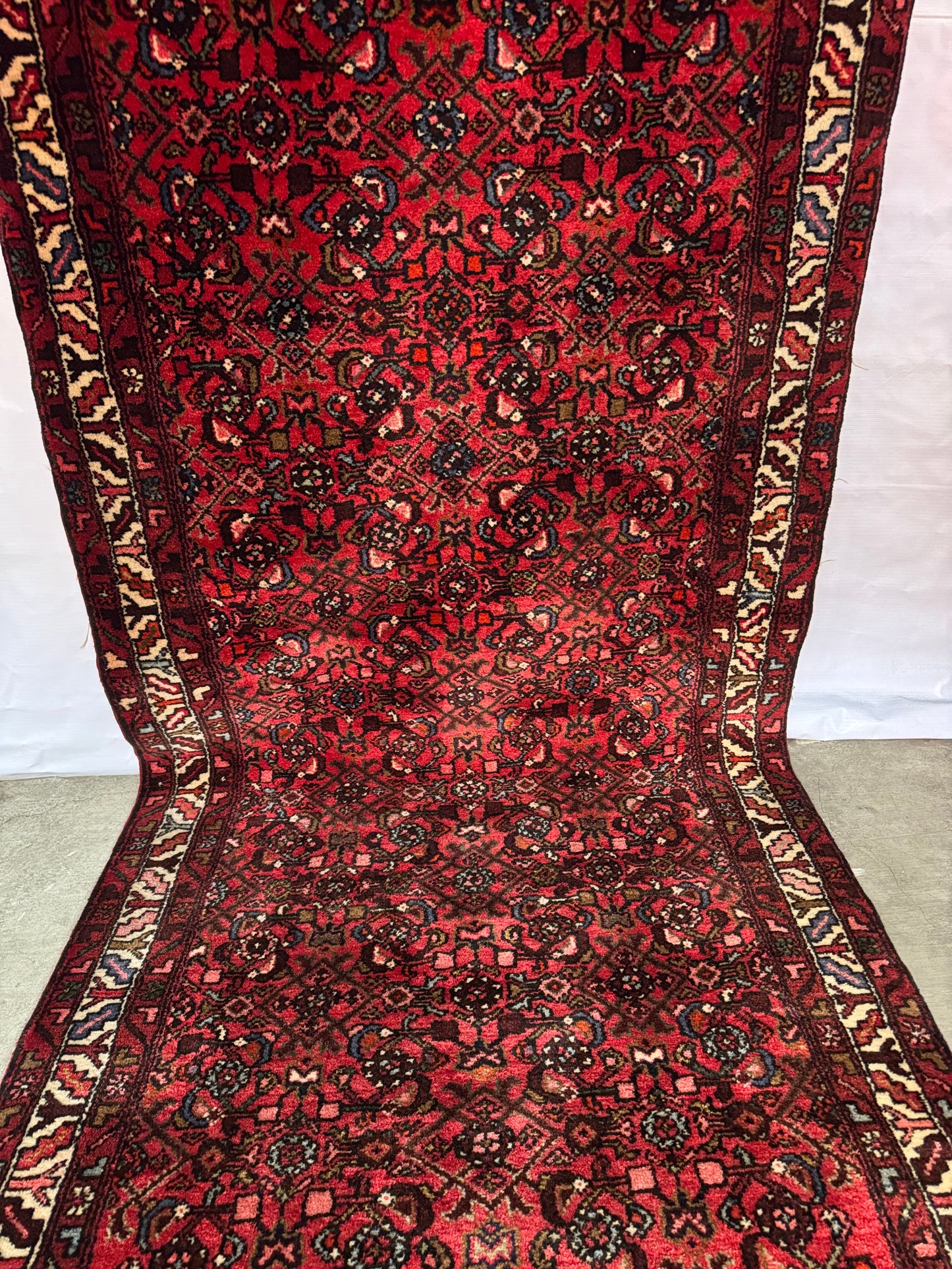 Handmade Persian Hosseinabad Runner 350 x 115 cm | 11.5 x 3.8 ft