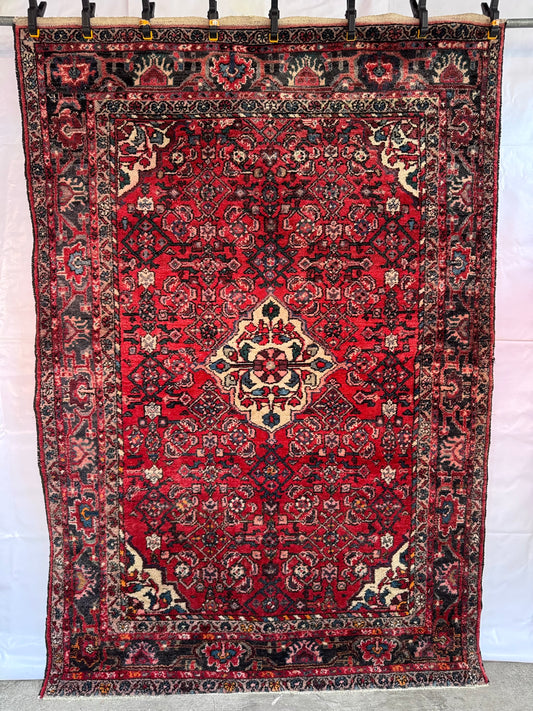 Handmade Persian Hosseinabad 220 x 150 cm | 7.22 x 4.92