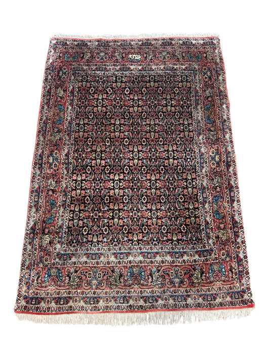 Handmade Persian Bidjar 160 x 110 cm | 5.25 x 3.61 ft