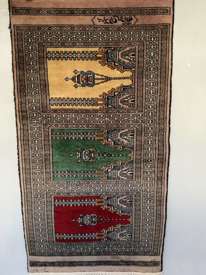 Handmade Saf Rug 120 x 61 cm | 3.94 x 2 ft