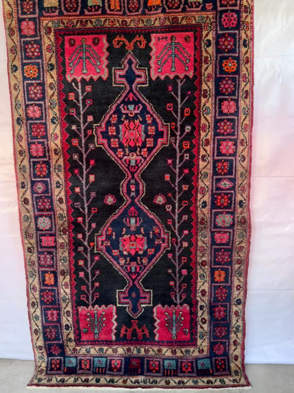 Handmade Persian Hamadan Rug 225 x 130 cm | 7.38 x 4.27 ft