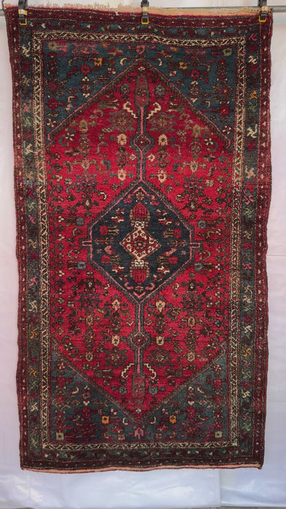 Handmade Persian Zanjan Rug
195 x 110 cm | 6.4 x 3.6 ft